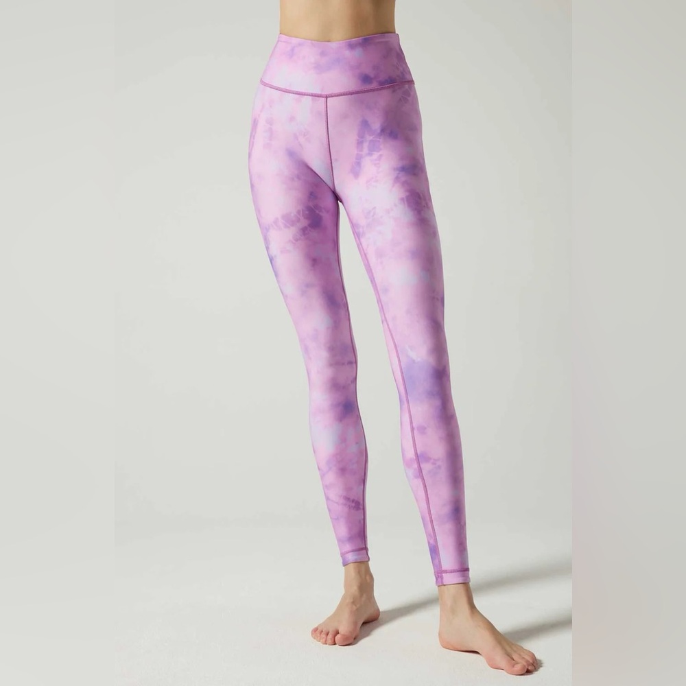 Wear It To Heart Aria Reversible Legging — Starburst Tie Dye XS (REVOLVE)